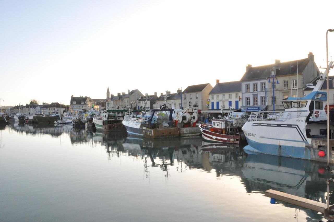 Le Petit Clos Du Bessin Longues-sur-Mer Esterno foto